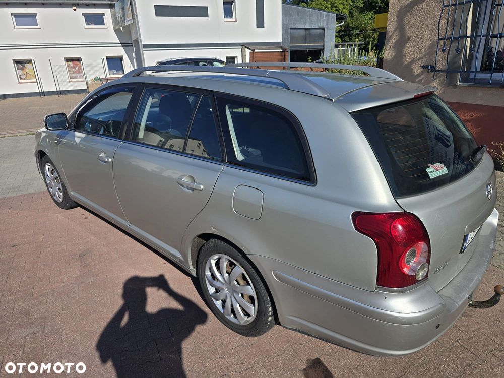 Toyota Avensis 2.0 D-4D Platinium - 5
