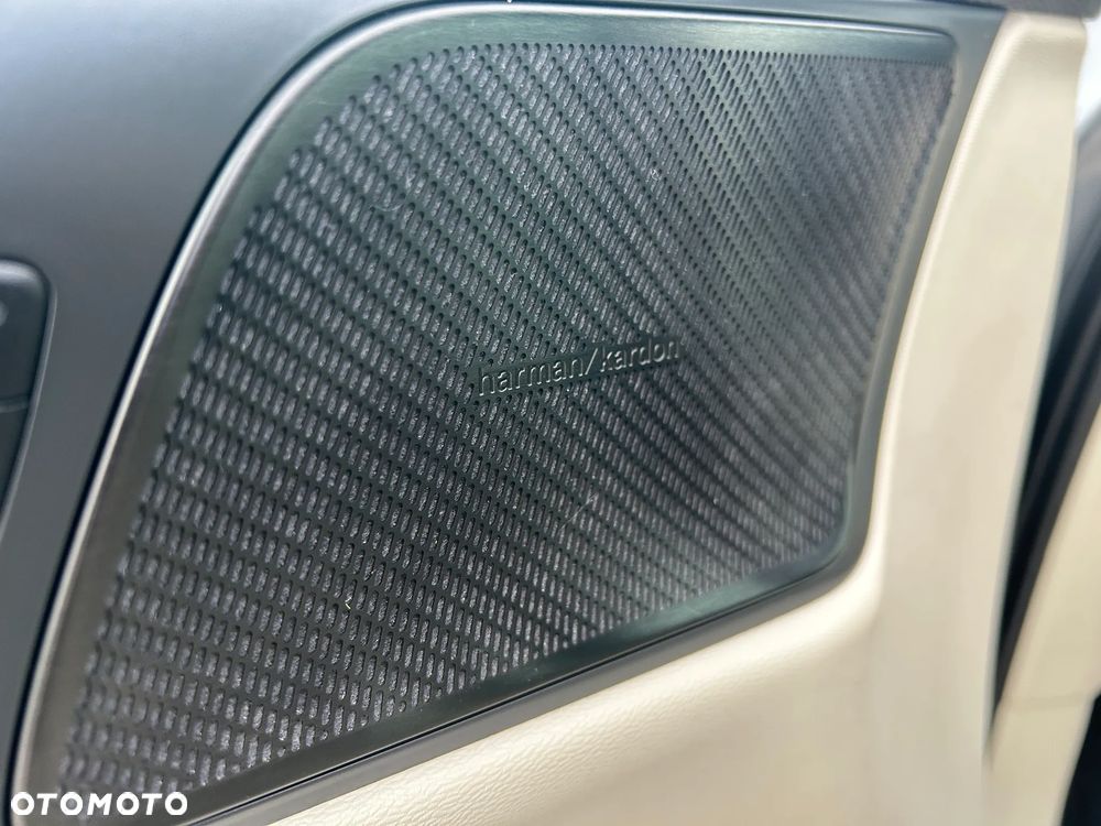 Volvo S60 T5 Momentum Pro - 13