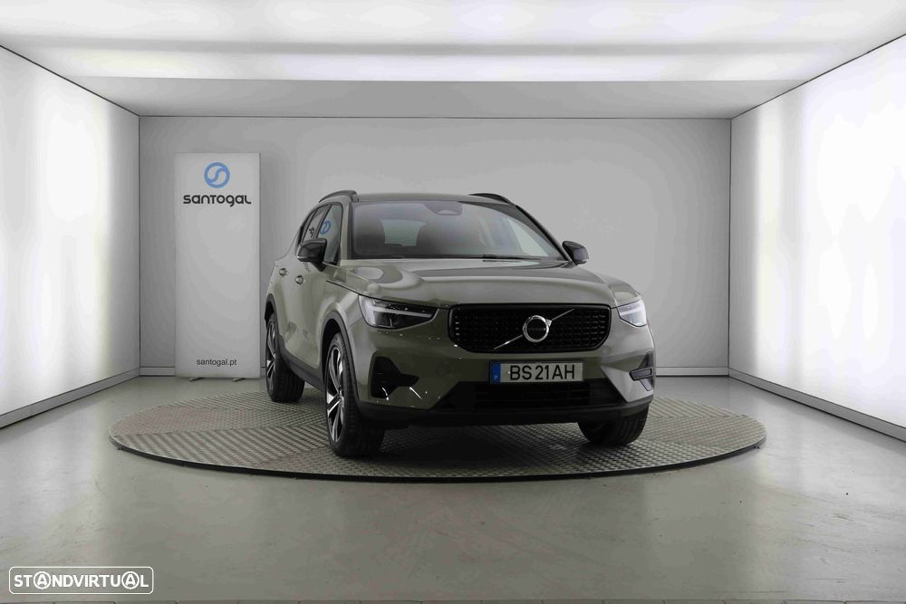 Volvo XC 40 2.0 B3 Plus Dark - 5