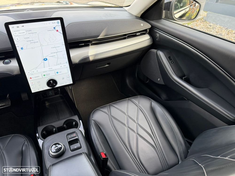 Ford Mustang Mach-E Alargada - 25