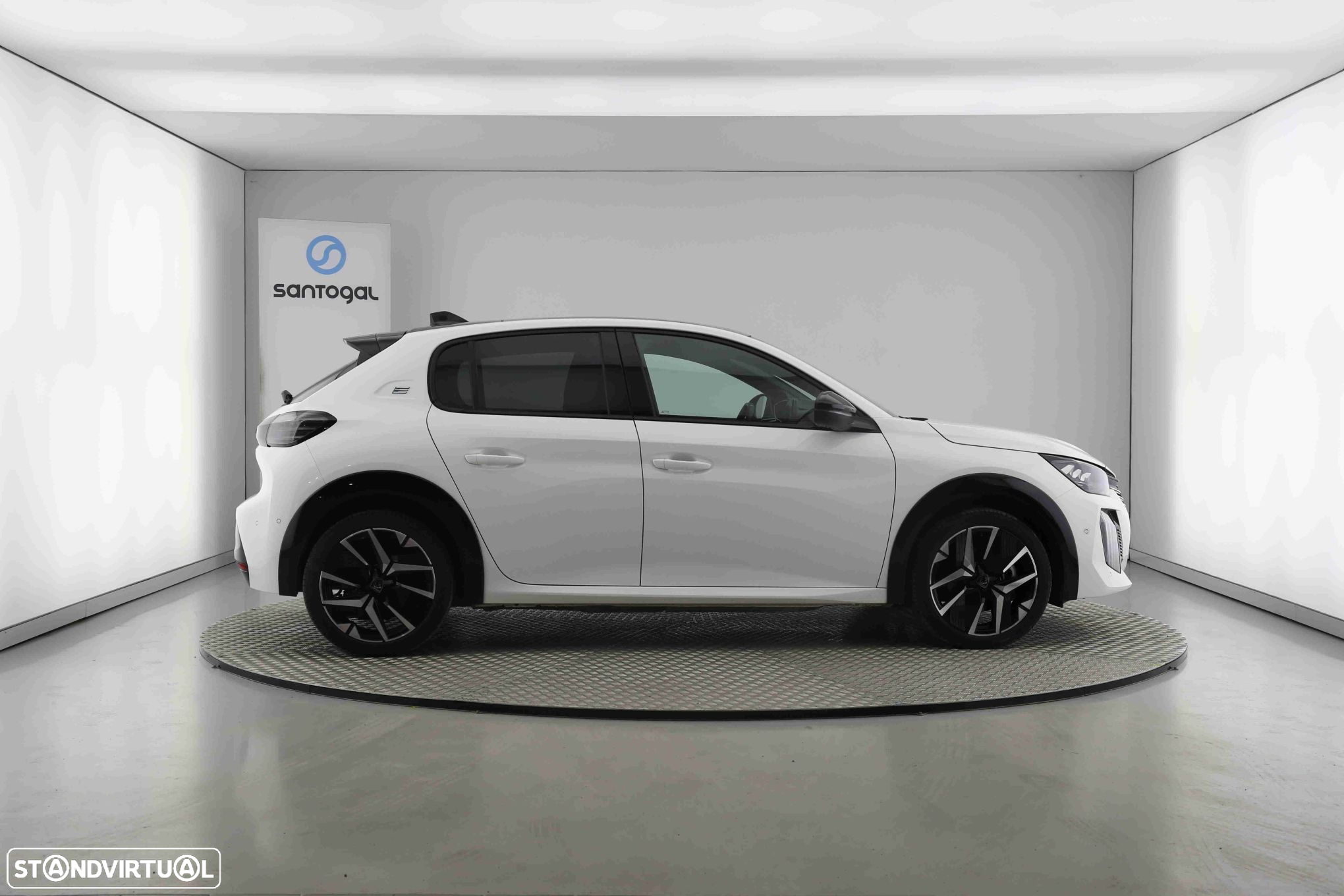 Peugeot e-208 51 kWh GT - 3