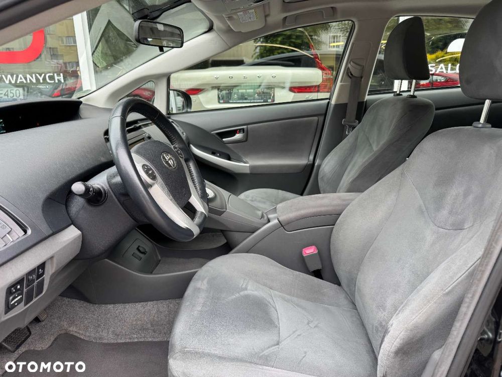 Toyota Prius 1.8 HSD Life - 18