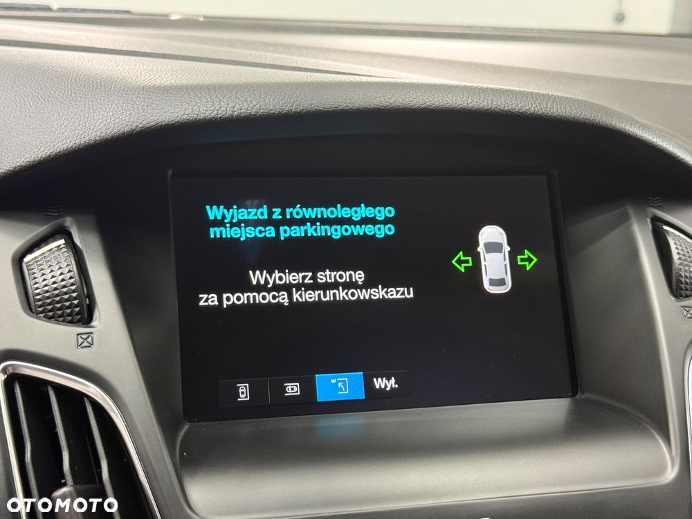 Ford Focus 1.0 EcoBoost ST-Line ASS - 25