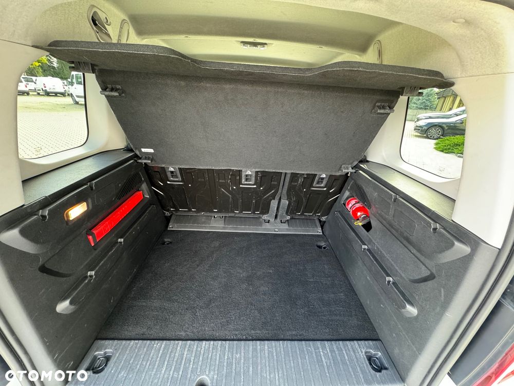 Toyota Proace City Verso 1.5 D-4D Business - 10