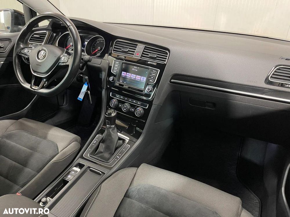 Volkswagen Golf 1.6 TDI DPF BMT Highline - 8