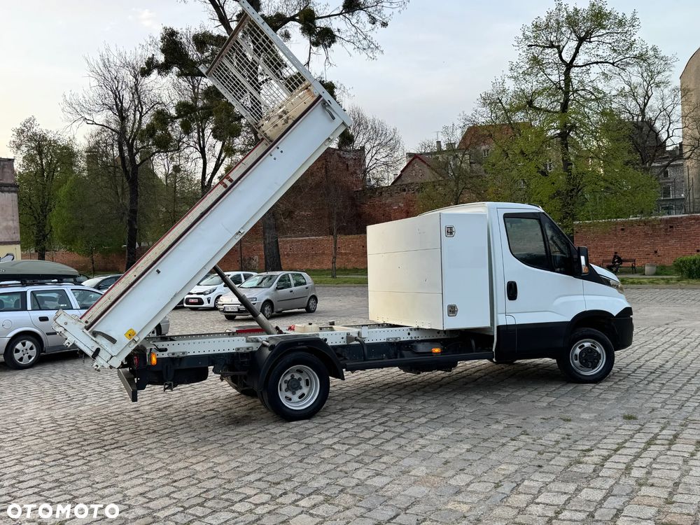 Iveco Daily 35C15 3.0 HPI 150 KM Wywrotka - 23