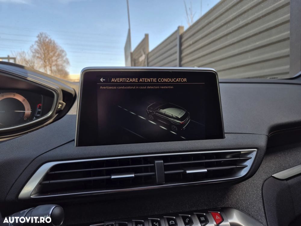 Peugeot 3008 1.5 BlueHDI 130 EAT8 GT - 30