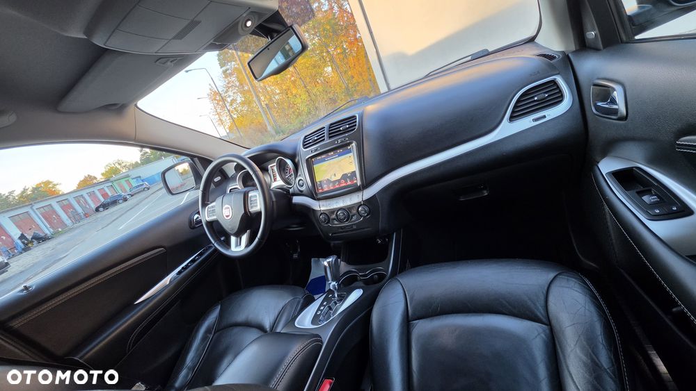 Fiat Freemont 2.0 Multijet Black Code AWD - 26