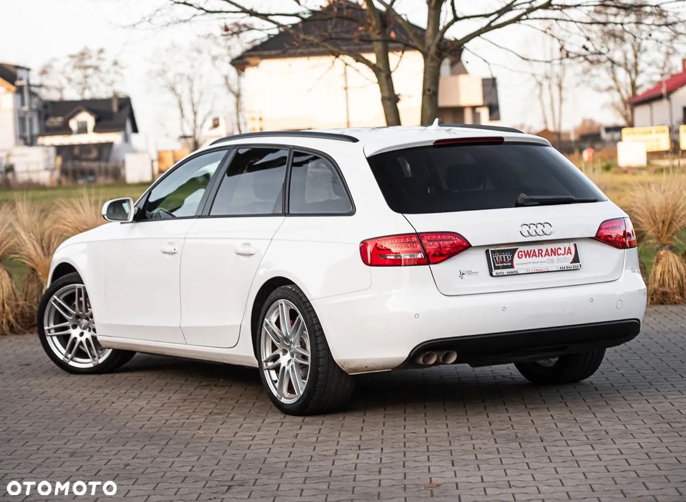 Audi A4 Avant - 10