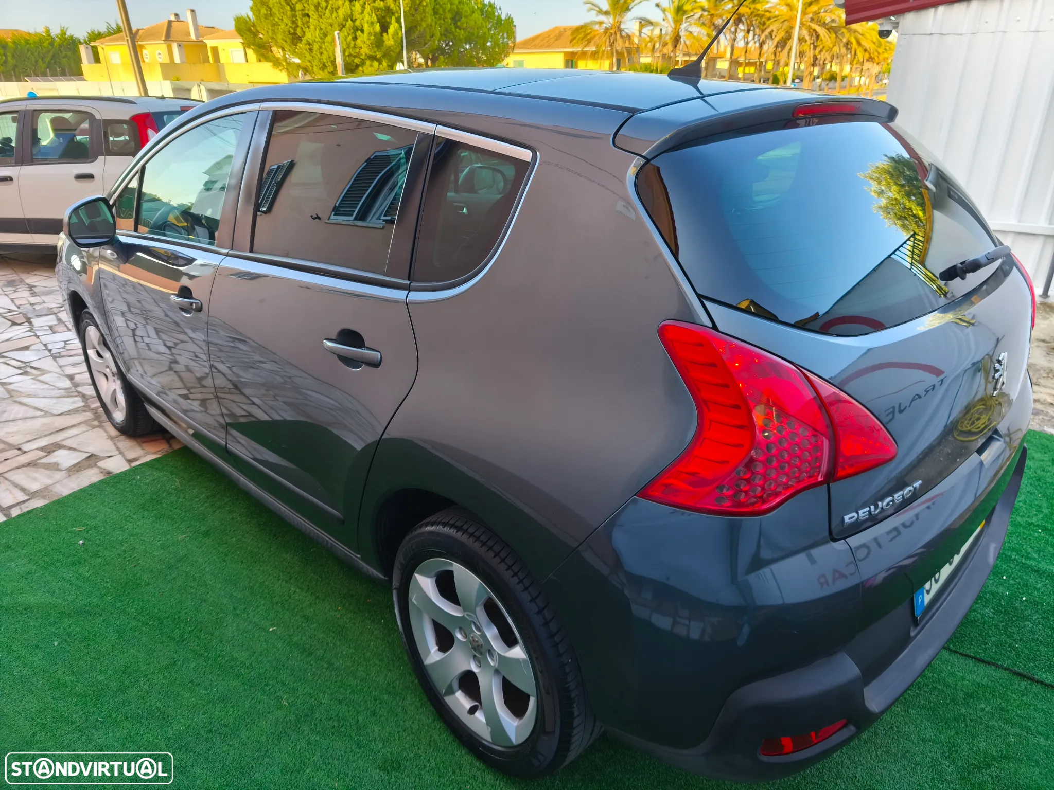 Peugeot 3008 1.6 HDi Premium JLL17 - 26
