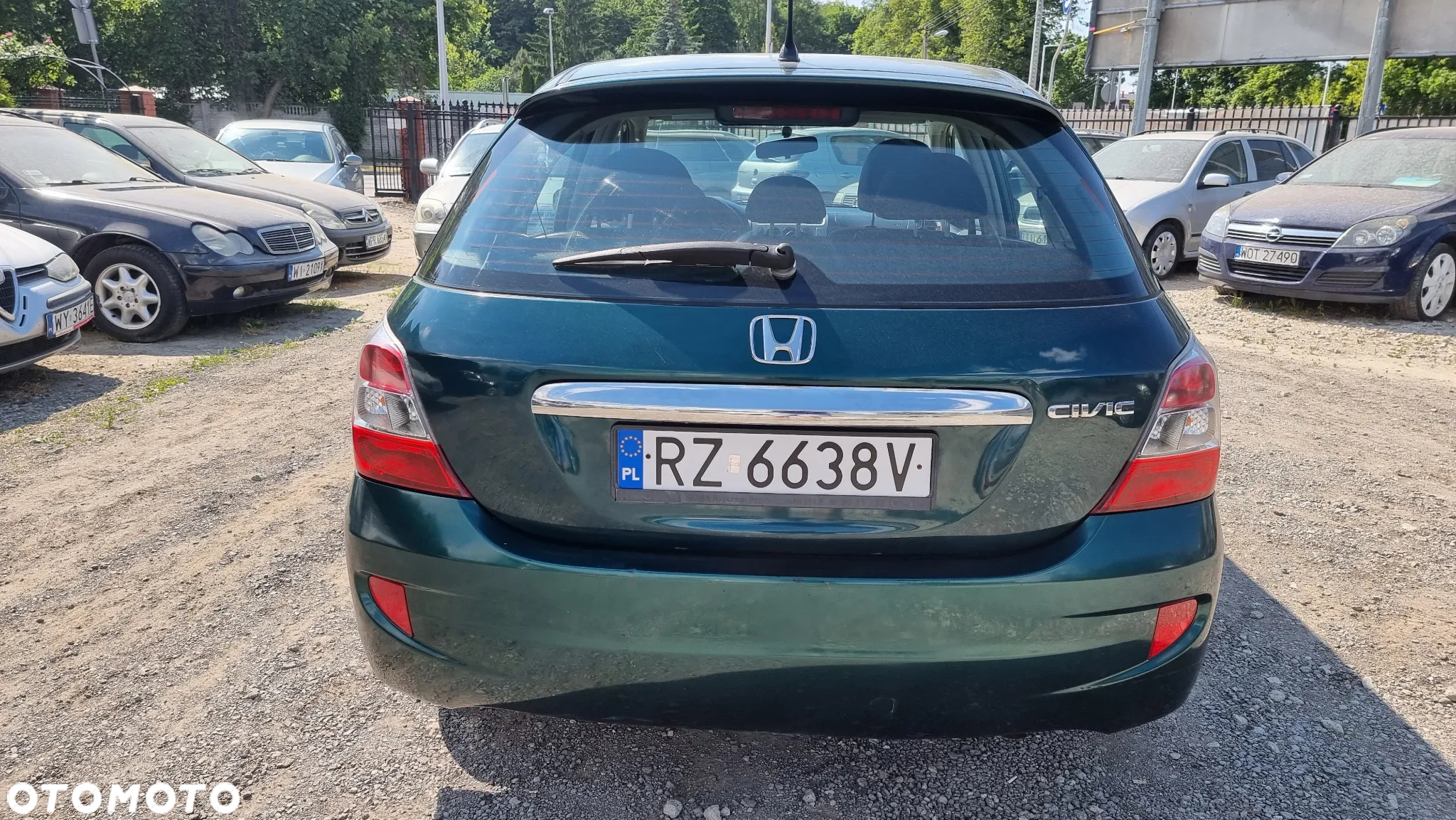 Honda Civic 1.4i S - 22