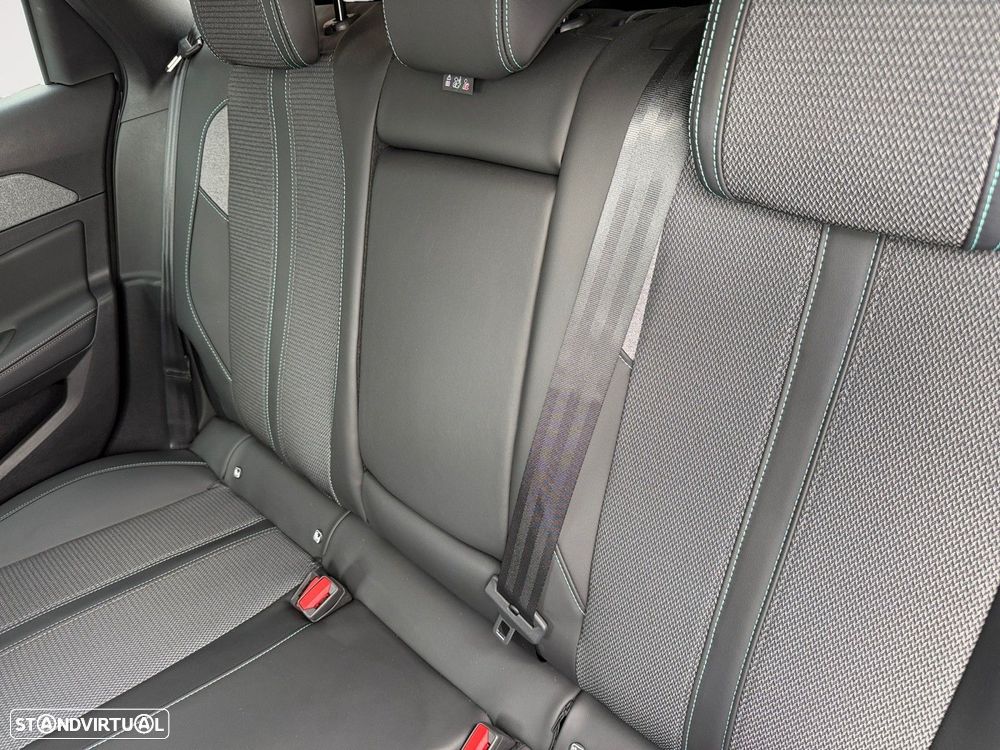 Peugeot 308 SW - 13