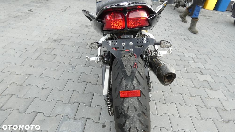 Yamaha FZ - 9