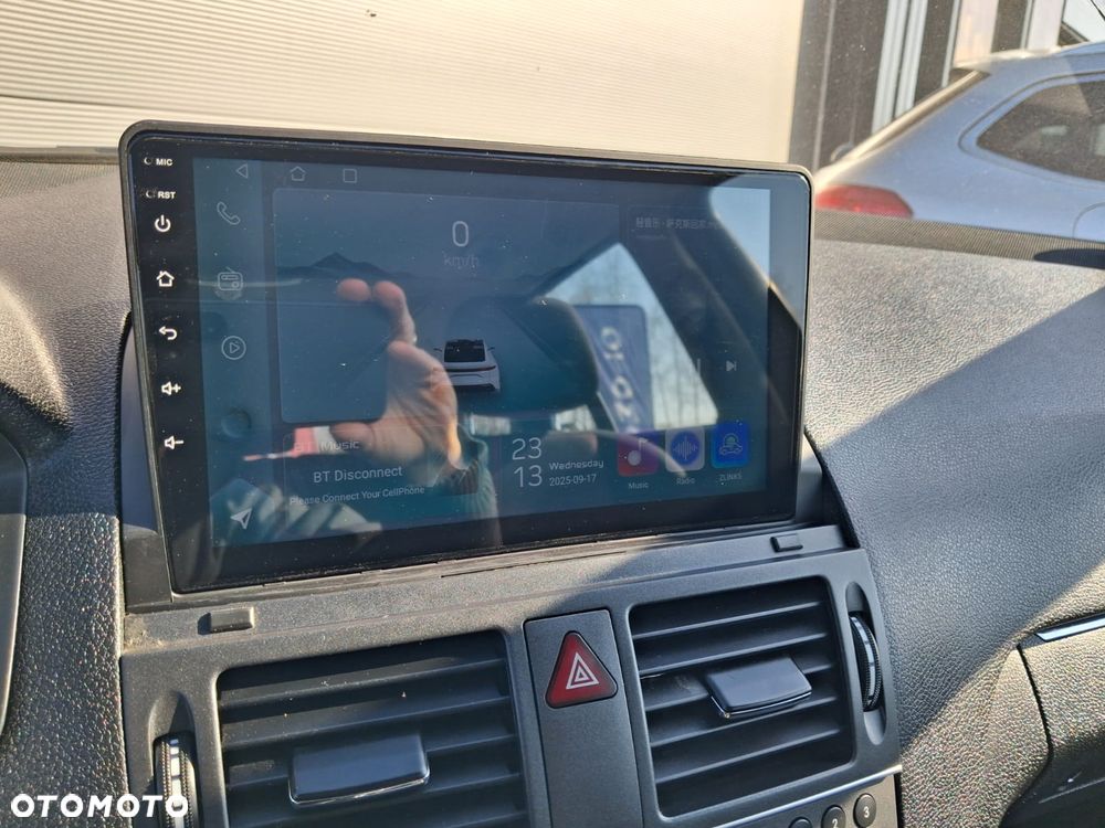 Mercedes-Benz Klasa C 220 CDI DPF (BlueEFFICIENCY) Elegance - 28