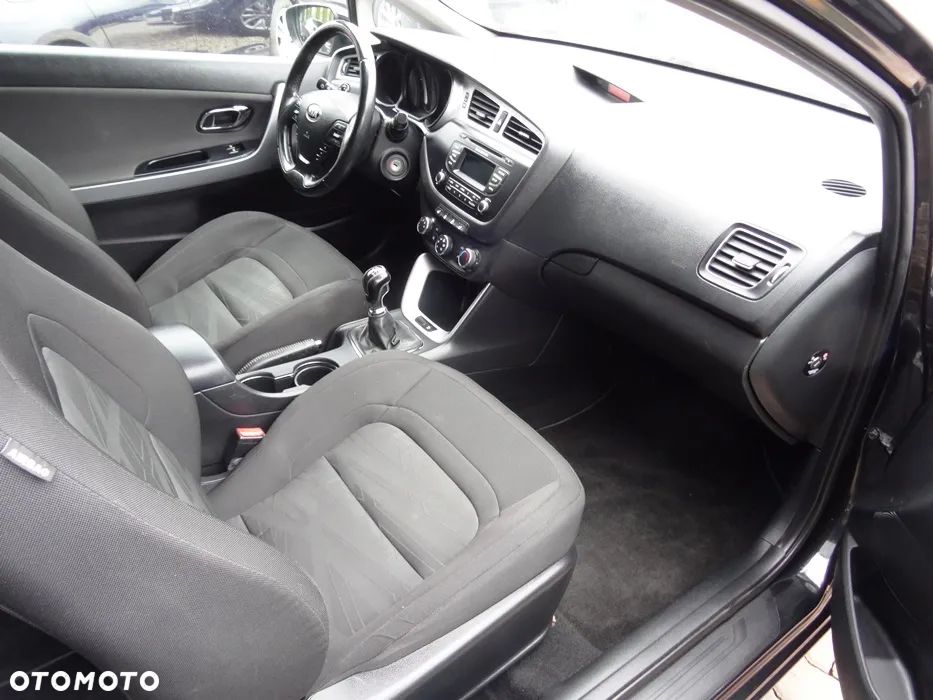 Kia ProCeed Pro_cee'd 1.6 GDI L - 10