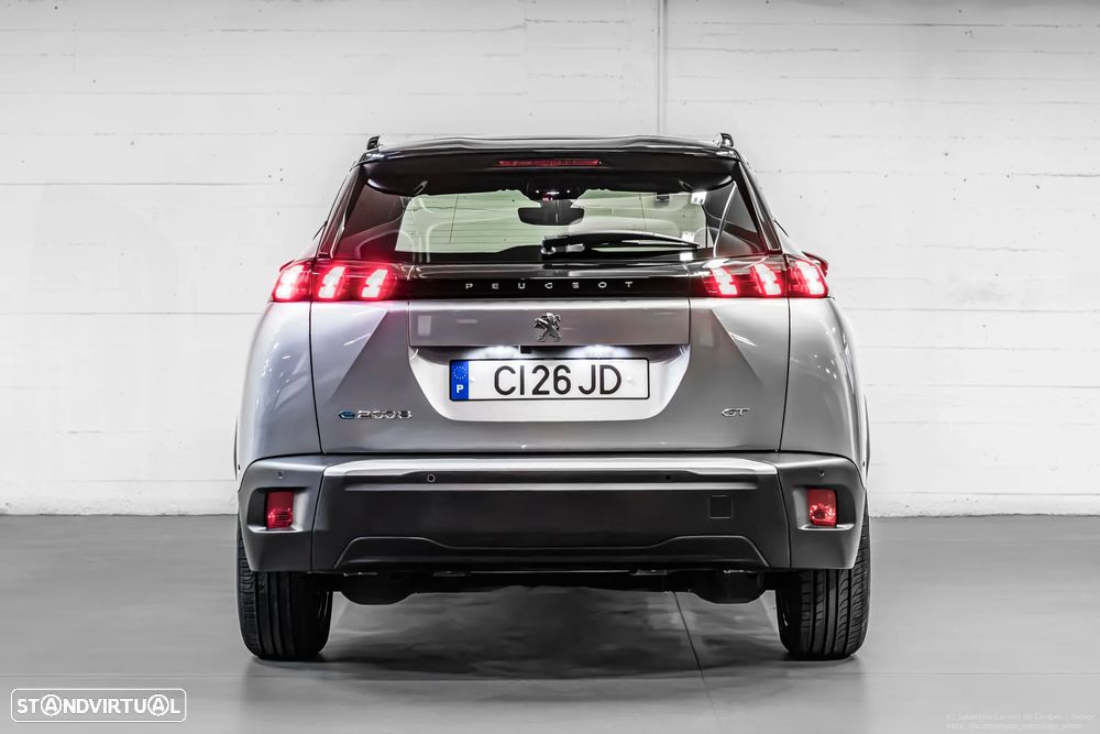 Peugeot e-2008 GT - 7