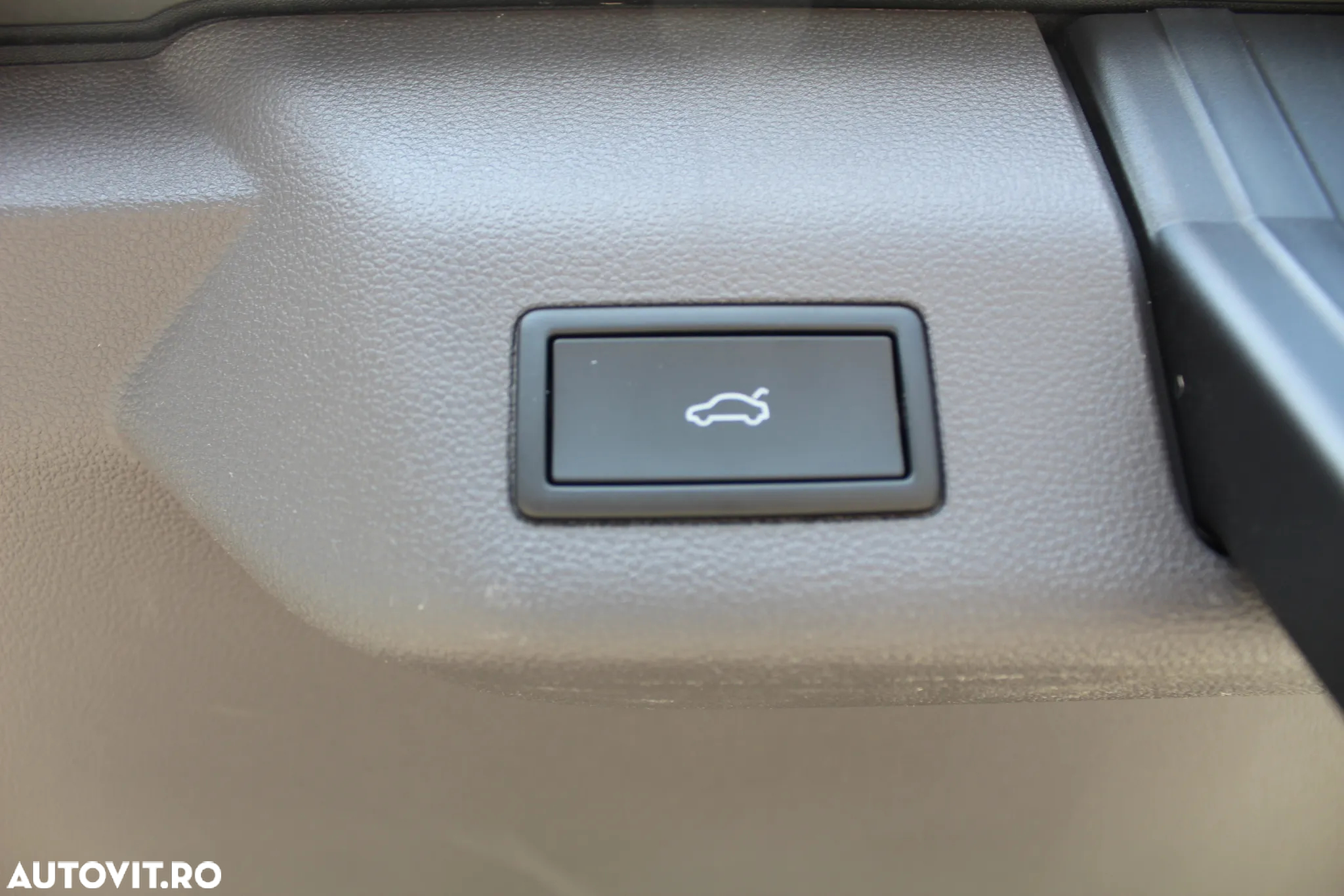 Volkswagen Multivan L 2.0 TDI DSG 110KW Style - 17