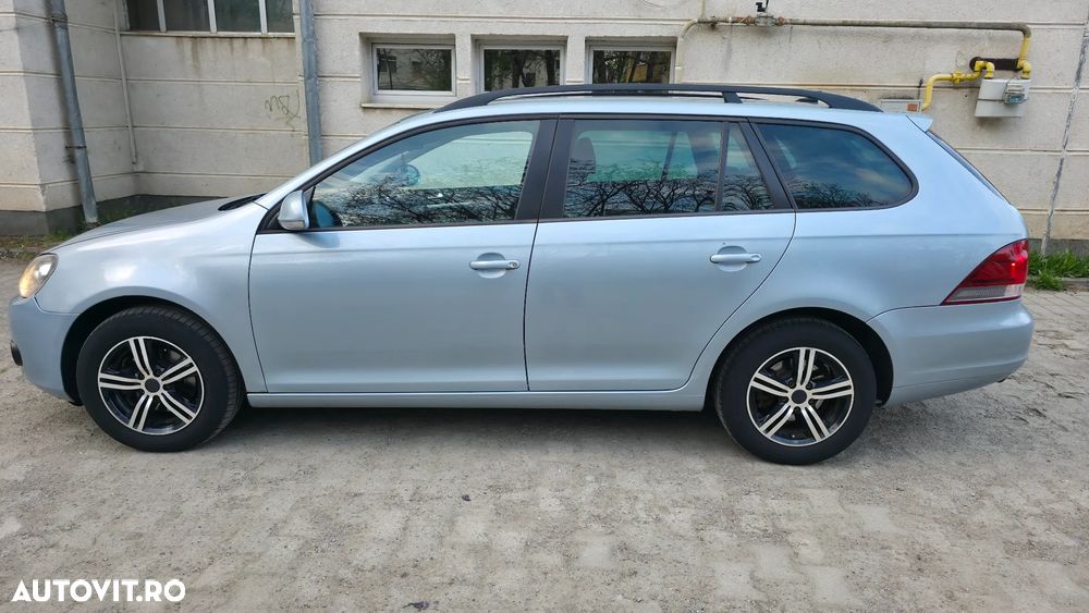 Volkswagen Golf 1.6 TDI DPF Comfortline - 3