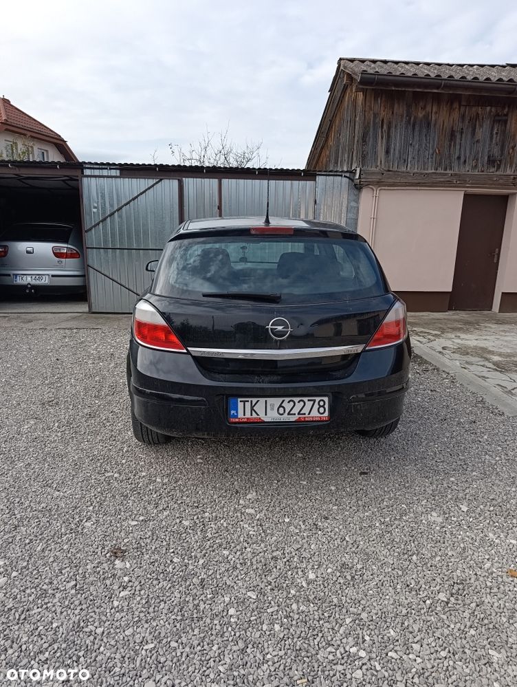 Opel Astra - 4