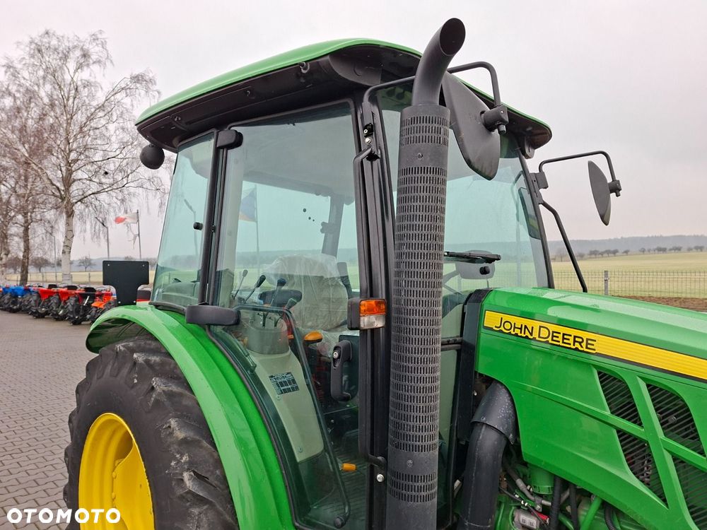 John Deere 5405 4X4 - 32