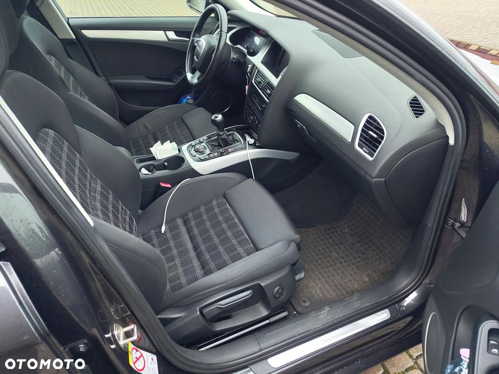Audi A4 Avant - 10