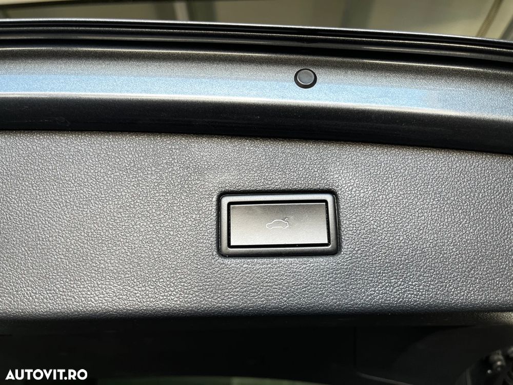 Volkswagen Tiguan - 35
