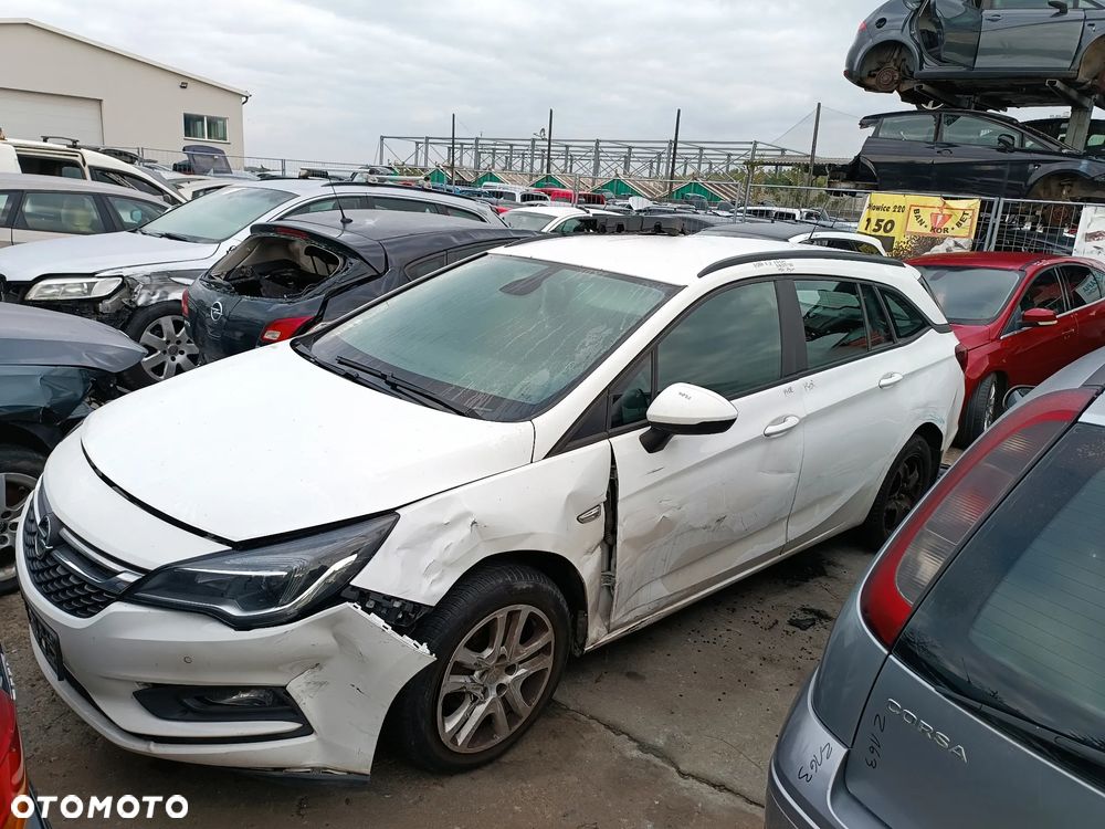Opel Astra 5 K kombi z silnikiem 1.6 CDTI z ozn. B16DTE Ii skrzynią manualną M32 - 1