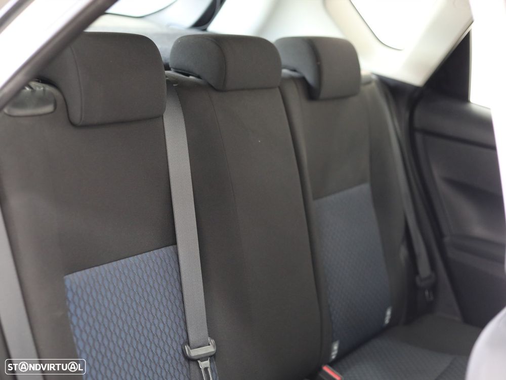 Toyota Auris 1.4 D-4D Comfort - 10
