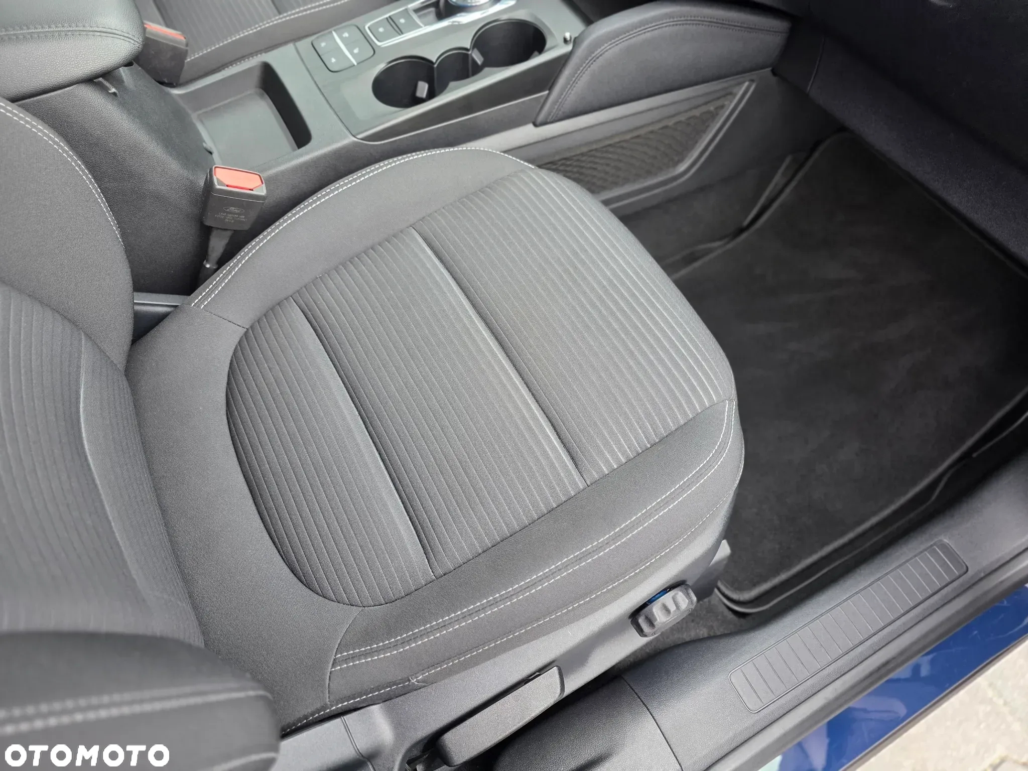 Ford Kuga 1.5 EcoBlue FWD Titanium - 35