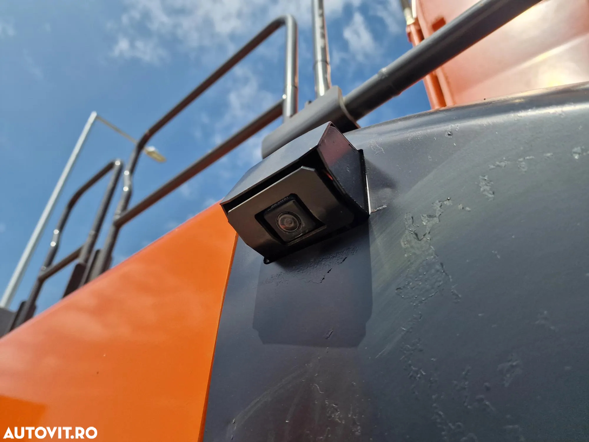 Hitachi ZX350LCN-6, 2020, 5.169h, cupa NOUA 2,2mc, Inst picon, Camera spate, Camere laterale, Lant 80% ok, Posibitate leasing 4 ani, Posibilitate inchiriere, PRET VANZARE PROMOTIONAL -126.900 EUR+Tva - 14
