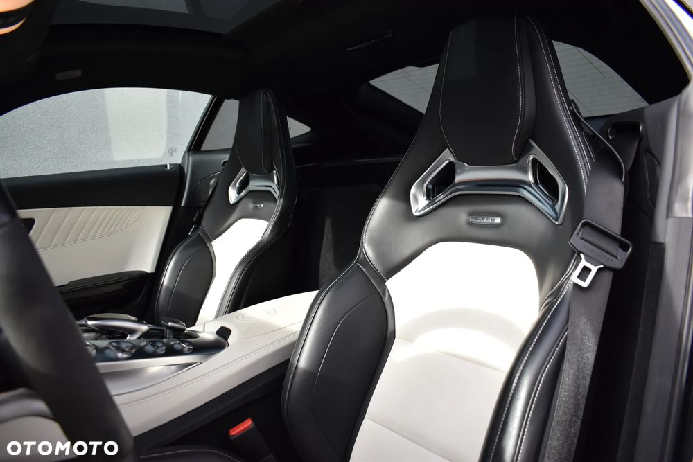 Mercedes-Benz AMG GT S Coupe Speedshift 7G-DCT - 13