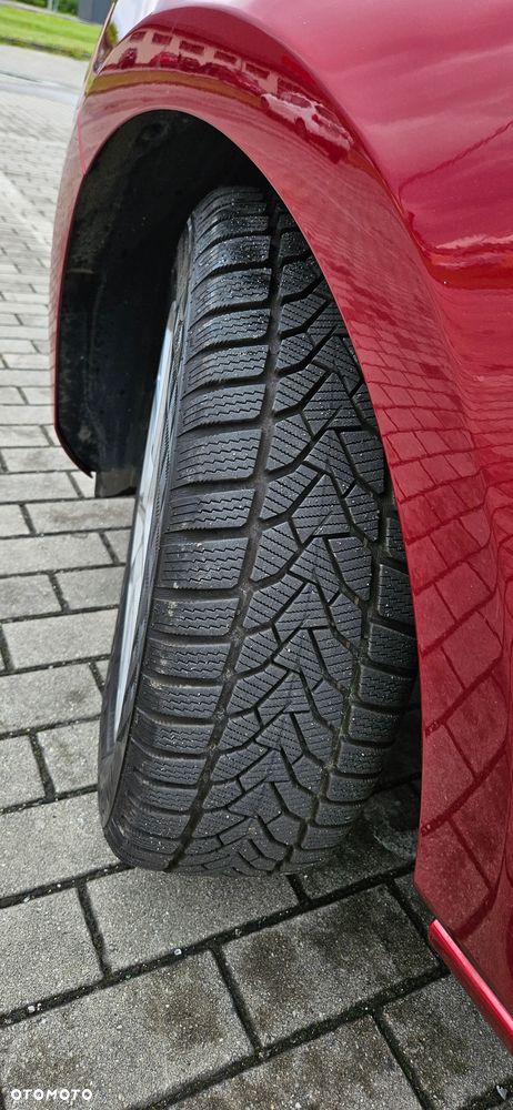 Ford Fiesta 1.0 EcoBoost S&S TITANIUM - 23