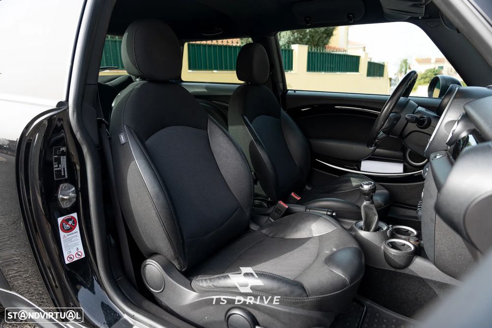 MINI 3 Portas Cooper S - 9