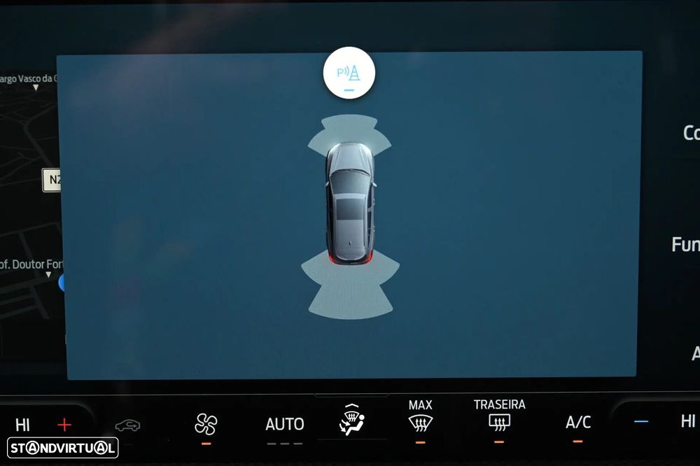 Ford Focus 1.0 EcoBoost MHEV ST-Line - 24