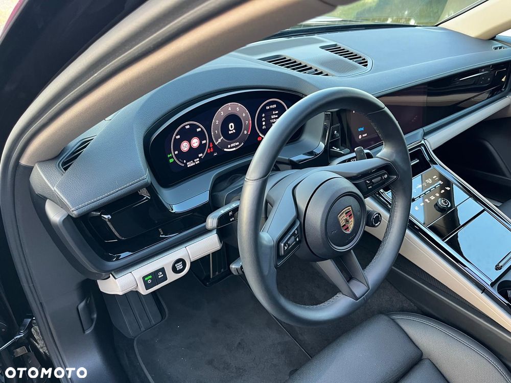 Porsche Panamera 4 - 7