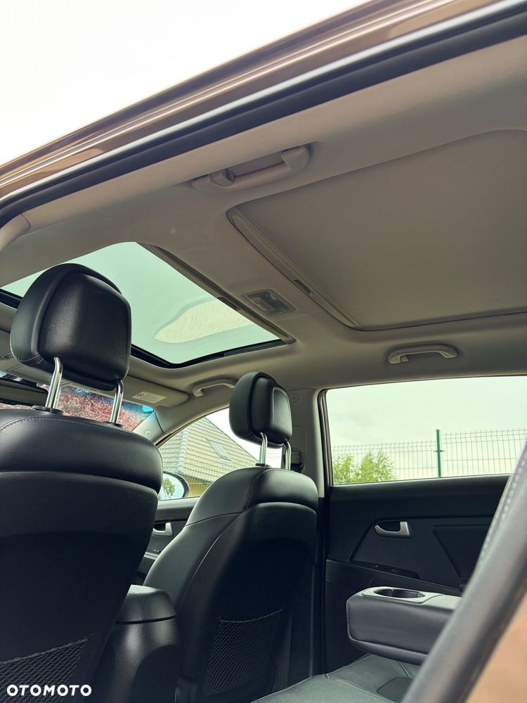 Kia Sportage 2.0 CRDI XL - 12