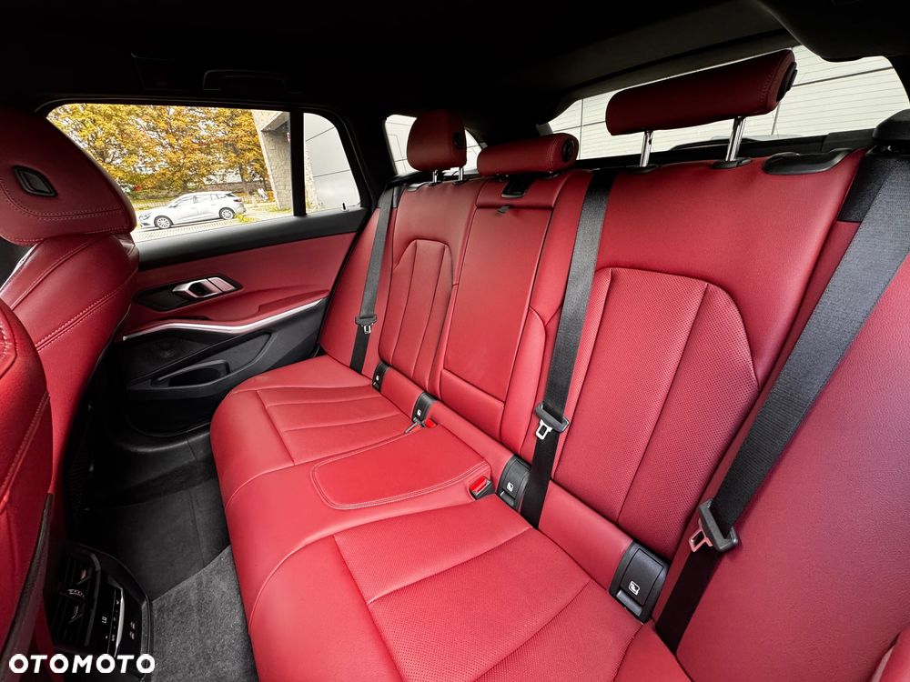 BMW Seria 3 318i Luxury Line sport - 14