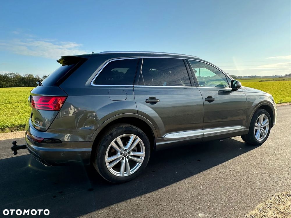 Audi Q7 3.0 TFSI Quattro Tiptronic - 11