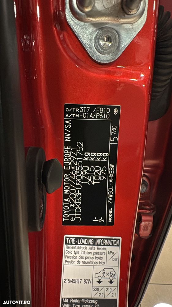 Toyota Prius HSD Sol Plus - 36