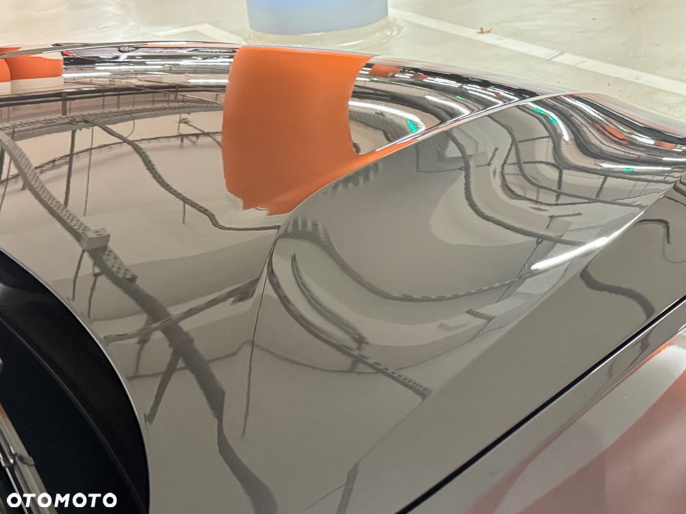 BMW Seria 3 330i Sport Line - 34