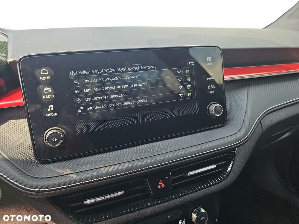 Skoda Fabia 1.0 TSI Monte Carlo DSG - 22
