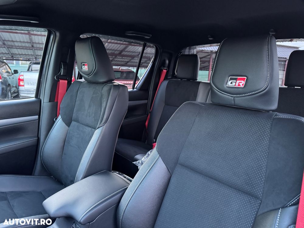 Toyota Hilux 4x4 Double Cab Autm. GR Sport - 13