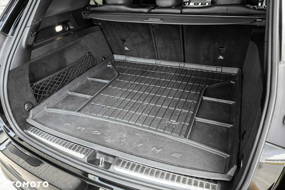 Mercedes-Benz GLE - 33