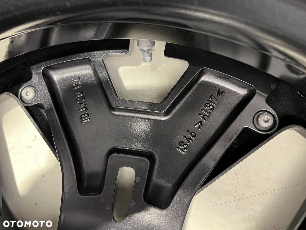 Felgi BMW 5 I5 G60 8.5 x 20" 5x112 ET 28  939M 5A324F0,5A324E8,5A324E9,5A324F1 - 22