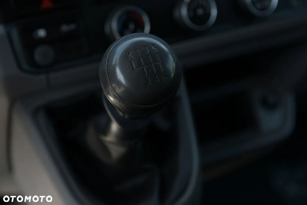 Volkswagen Crafter 35 TDI - 29