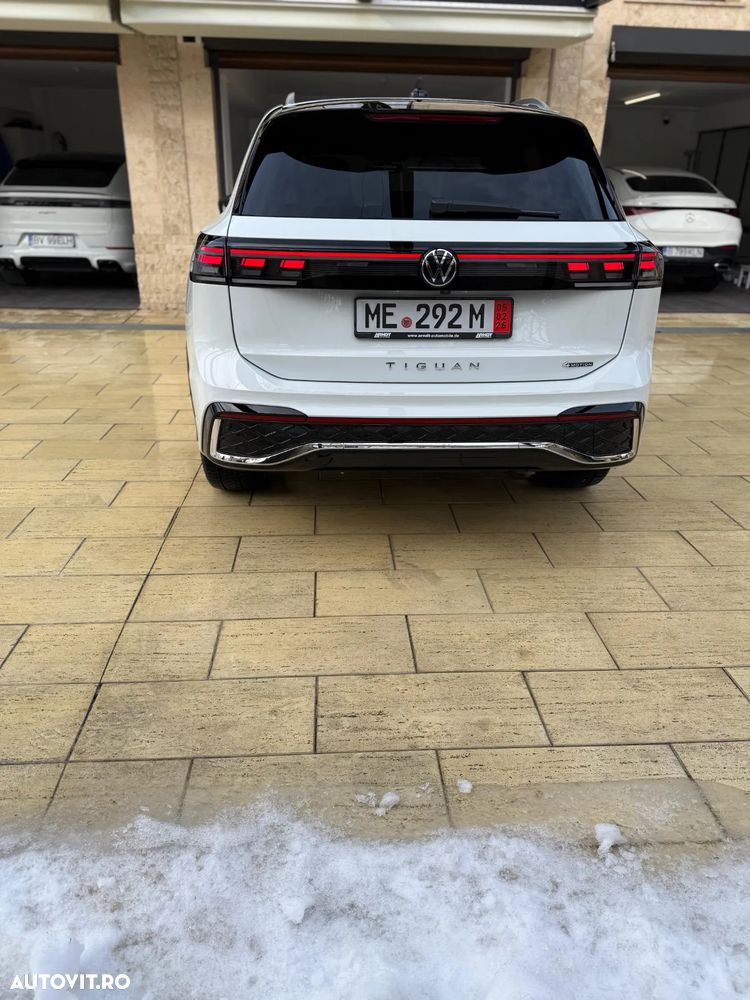 Volkswagen Tiguan 2.0 TDI SCR 4Motion DSG R-Line - 33