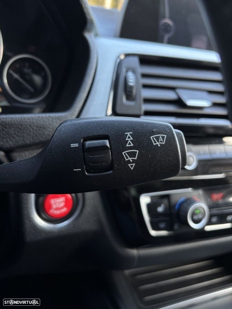 BMW 318 d Pack M - 22