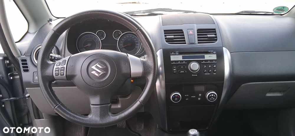 Suzuki SX4 1.6 VVT 4x4 Comfort - 12