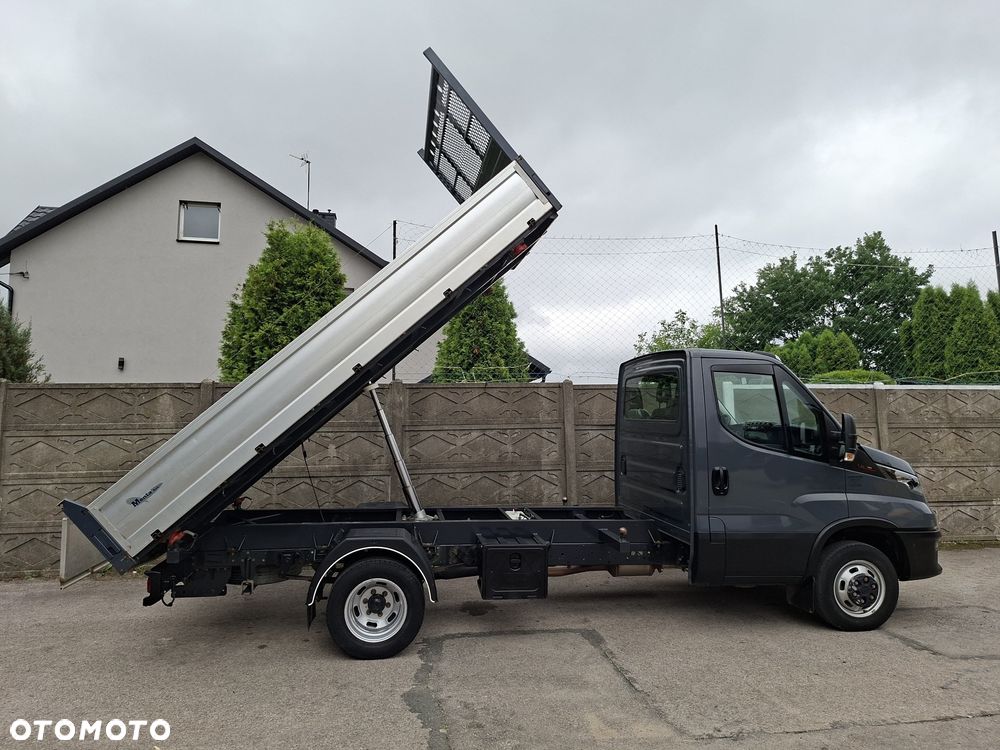 Iveco Daily - 23
