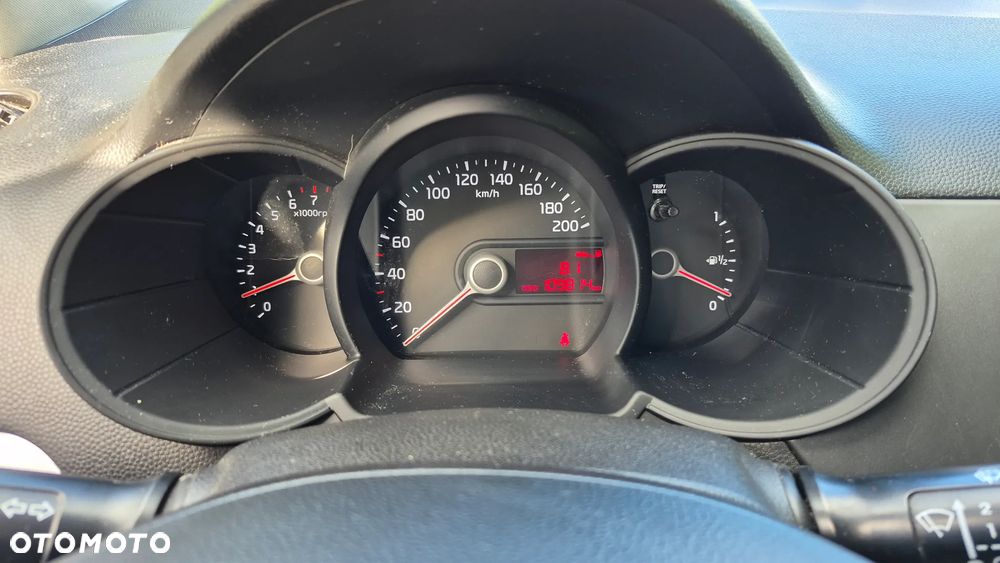 Kia Picanto 1.0 M - 12